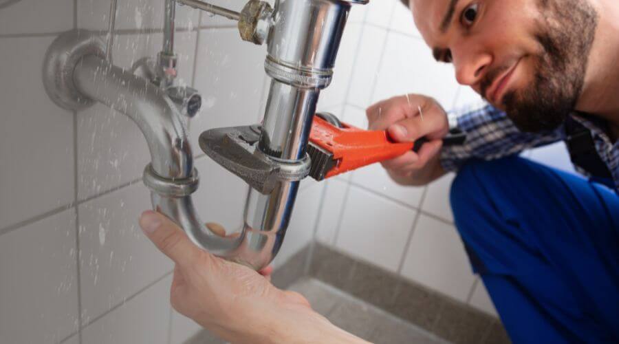 Expert burst pipe repair services in Saint Catharine, KY